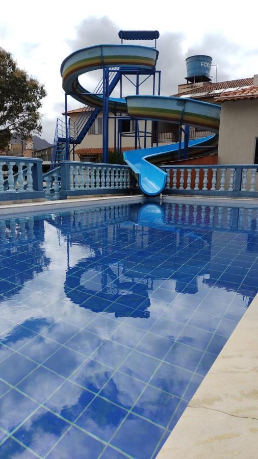 Pousada Clube Santa Cruz Santa Cruz de Minas Kültér fotó
